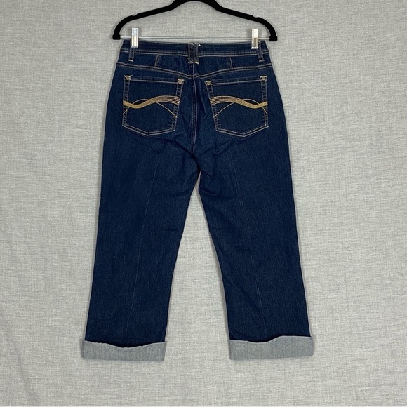 Santana Capris Folded Cuff Dark Wash Blue Sz 8 Stretchy Mid Rise - Picture 3 of 8